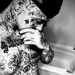 Meet your Posher, Dakota